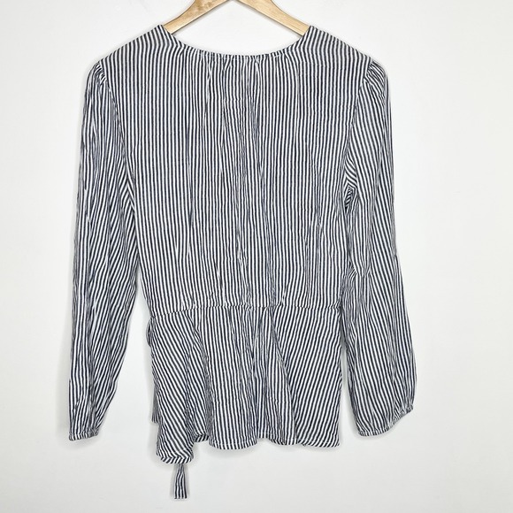 Old Navy Striped Wrap Top Black White Womens Size L Nautical Preppy Long Sleeve - Picture 7 of 7